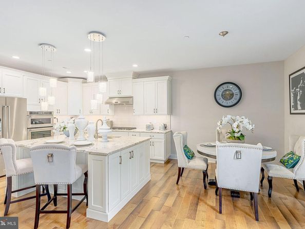 4871 E Blossom Drive, Doylestown PA 18902