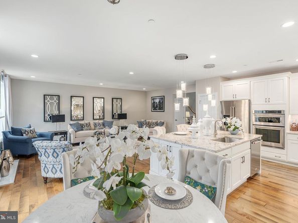 4871 E Blossom Drive, Doylestown PA 18902