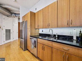 811 4TH Street NW 811, Washington DC 20001