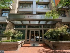811 4TH Street NW 811, Washington DC 20001