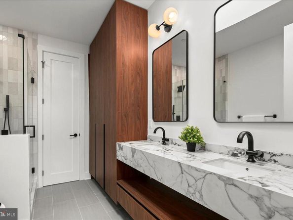 1008 4TH Street NE 2, Washington DC 20002
