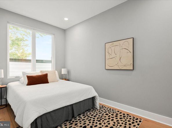 1008 4TH Street NE 2, Washington DC 20002