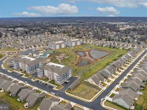 21630 Hawksbill High Circle 204, Sterling VA 20164