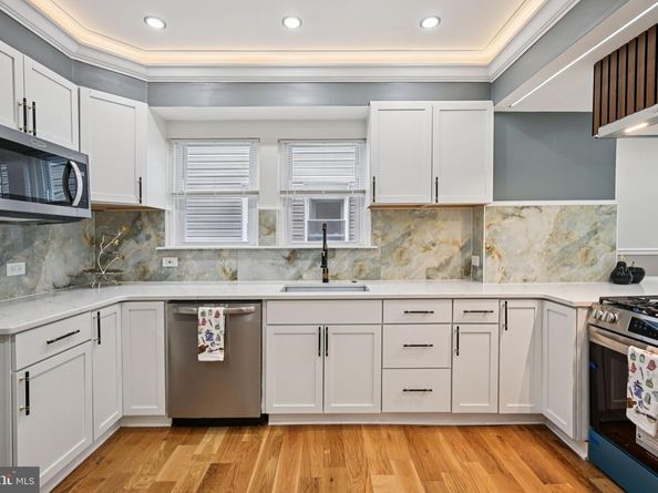 5914 Springfield Avenue, Philadelphia PA 19143