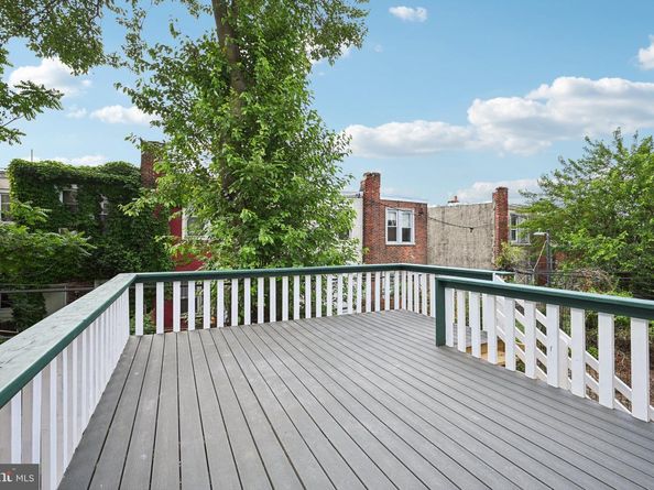 5914 Springfield Avenue, Philadelphia PA 19143