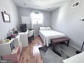 2633 Earp Street, Philadelphia PA 19146