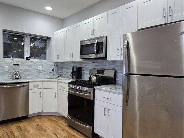 2633 Earp Street, Philadelphia PA 19146