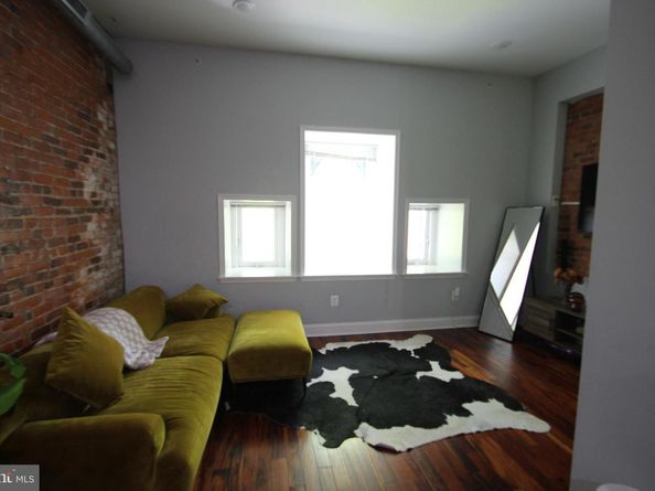 3220 W Diamond Street, Philadelphia PA 19121