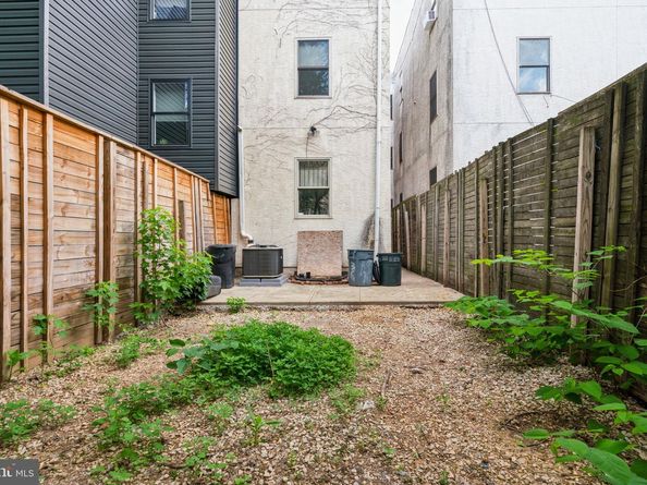1932 N 18TH Street, Philadelphia PA 19121