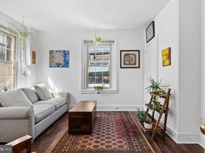 239 Race Street, Philadelphia PA 19106