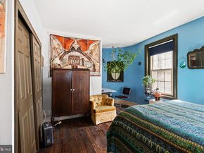 239 Race Street, Philadelphia PA 19106