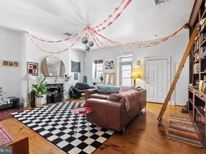 239 Race Street, Philadelphia PA 19106