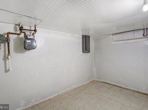 102 S Glebe Road S, Arlington VA 22204