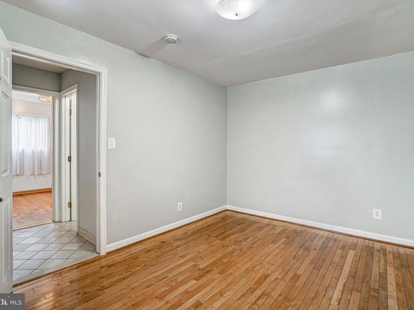 102 S Glebe Road S, Arlington VA 22204