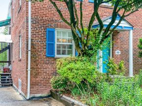 102 S Glebe Road S, Arlington VA 22204