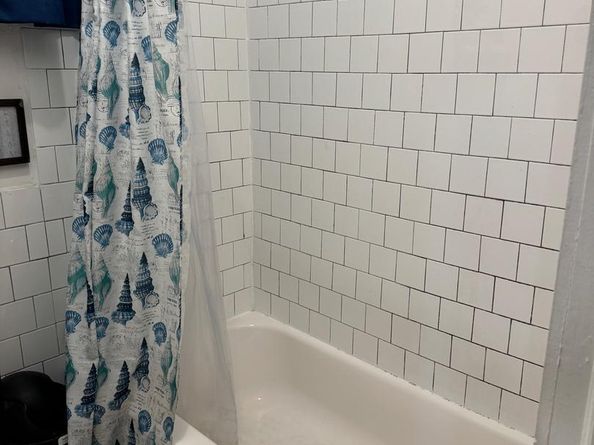 5836 Chestnut Street, Philadelphia PA 19139
