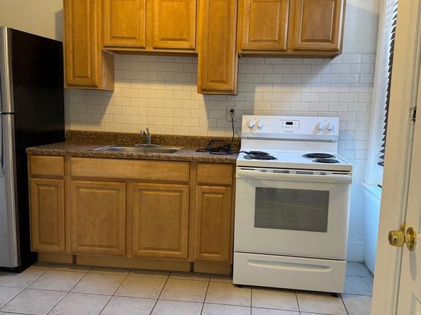 5836 Chestnut Street, Philadelphia PA 19139