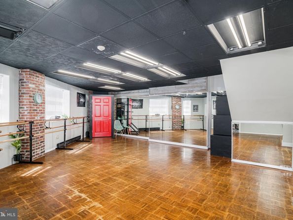 2541 S Clarion Street, Philadelphia PA 19148