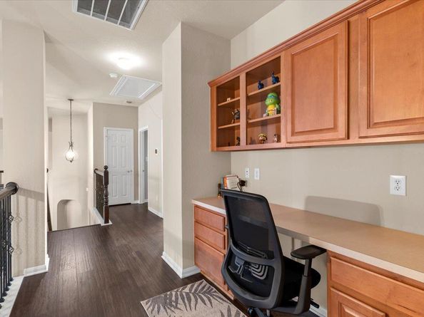 15601 Interlachen DR, Austin TX 78717