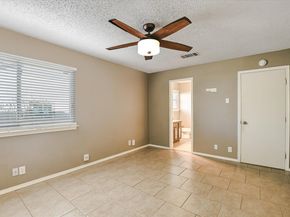 1800 Krizan Ave, Austin TX 78727