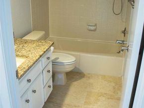 2201 Lakeway BLVD 2, Lakeway TX 78734