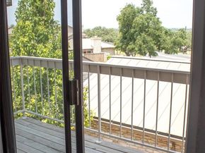 2201 Lakeway BLVD 2, Lakeway TX 78734