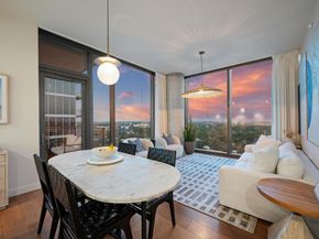 44 East Ave 2007, Austin TX 78701