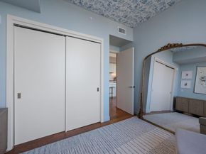 44 East Ave 2007, Austin TX 78701