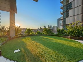 44 East Ave 2007, Austin TX 78701