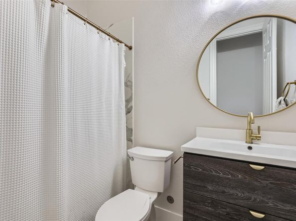 217 Emerald Ridge DR, Austin TX 78732