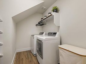 13501 Metric BLVD 25, Austin TX 78727