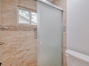 10214 Oak Hollow DR, Austin TX 78758