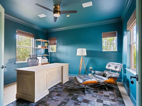 5512 Hudson HOLW, Austin TX 78759