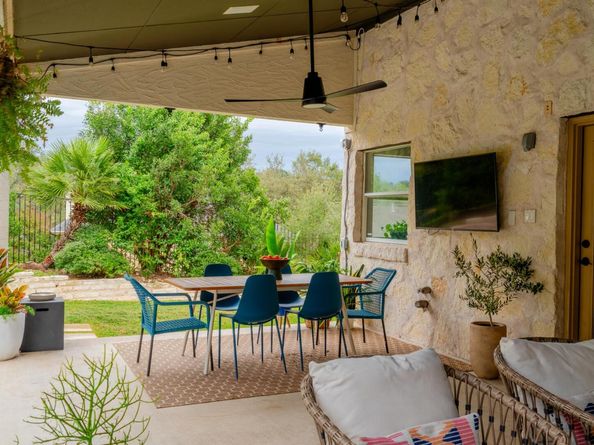 5512 Hudson HOLW, Austin TX 78759