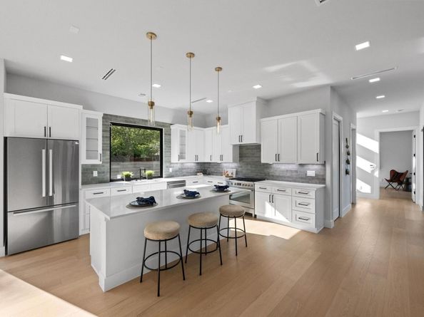 2201 Arpdale ST, Austin TX 78704