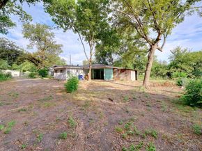 300 Pecan DR, Austin TX 78753