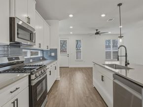 2009 Iroquois LN B, Austin TX 78741