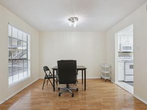 2401 Leon ST 210, Austin TX 78705