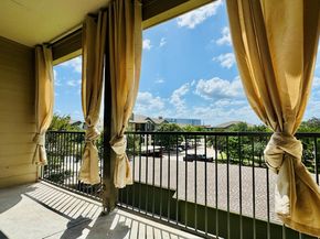 2320 Gracy Farms LN 1432, Austin TX 78758