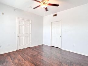 2320 Gracy Farms LN 1432, Austin TX 78758
