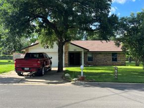 313 Golden Oaks DR, Georgetown TX 78628