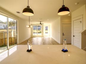 2608 Bristol DR A B, Austin TX 78723