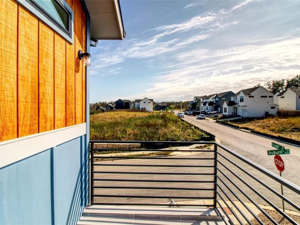 2608 Bristol DR A B, Austin TX 78723