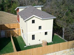 2608 Bristol DR A B, Austin TX 78723