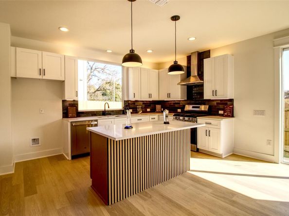 2608 Bristol DR A B, Austin TX 78723