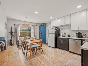 5332 Balcones DR B, Austin TX 78731