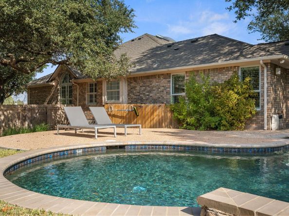 1005 Cedar Crest CV, Round Rock TX 78665