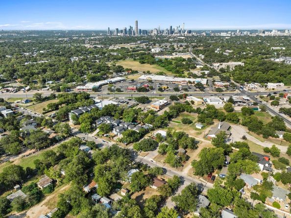 1147 Gunter ST, Austin TX 78721