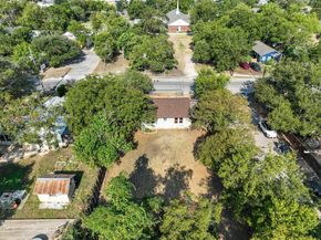 1147 Gunter ST, Austin TX 78721