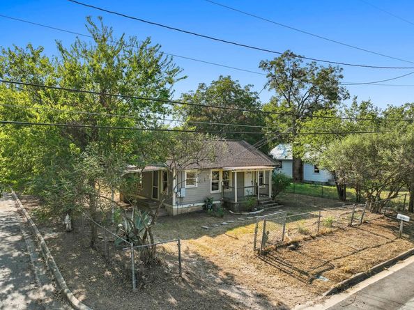 1147 Gunter ST, Austin TX 78721